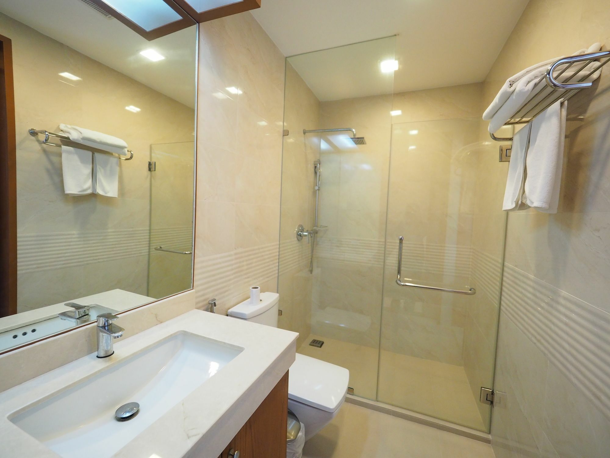 Q Conzept Condominium Karon エクステリア 写真